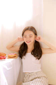瞿麟曼